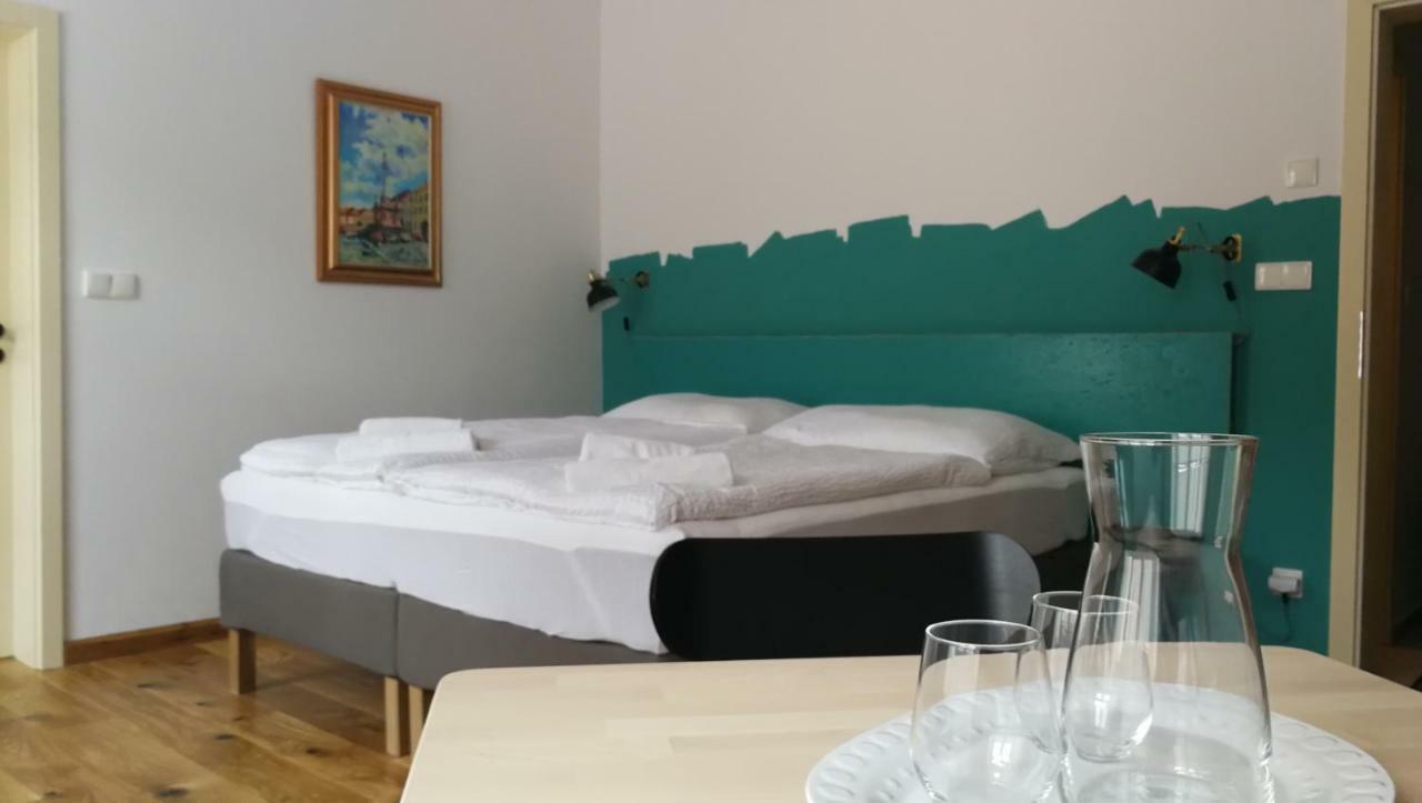 Penzion Stastny Medved Znojmo Exterior foto